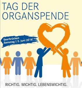 Logo des Organspendetags: Zeichnungen von Icons, die Frauen und Männer in einer Reihe stehend darstellen. Zwei Figuren sind leicht vergößert und halten ein gezeichnetes Herz in den nach oben ausgestreckten Händen.